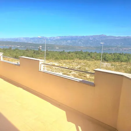 Sun With Pool شقة Paljuv