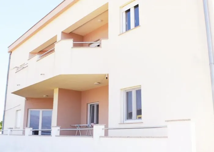 Sun With Pool Apartman