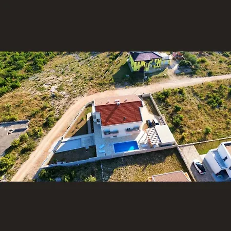 アパート Sun With Pool *