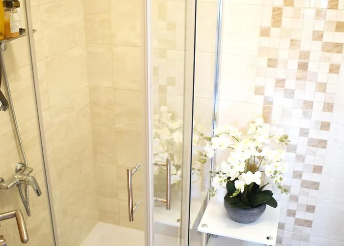 Sun With Pool * Paljuv