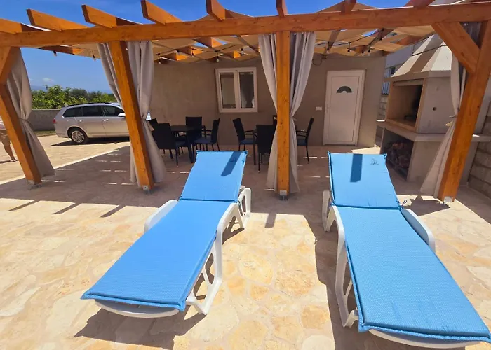 Sun With Pool